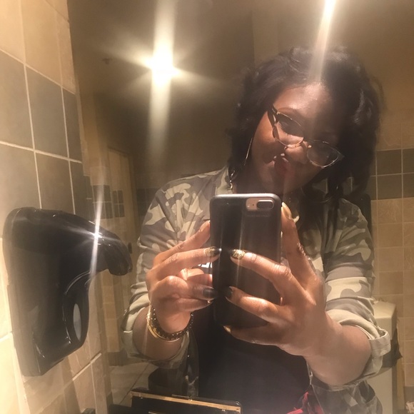 Meet your Posher, Sade - Picture 1 of 1